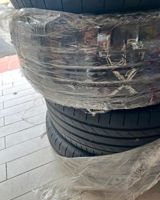 Gomme Continental 235, 50 18 , 101V
