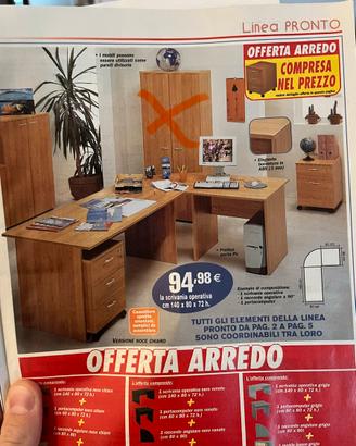 Scrivania e cassettiera ufficio