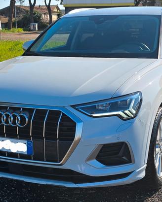 AUDI Q3 40 2.0 tdi Business Advanced quattro 190cv
