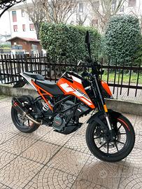 KTM Duke 125