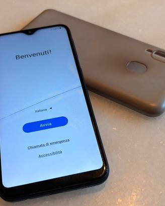 Samsung Galaxy A20e 3/32gb color blue