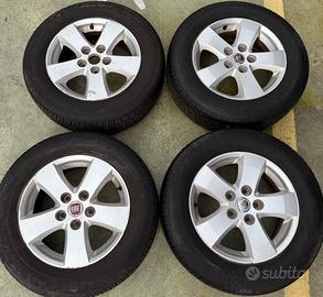 Cerchi in lega usati per Fiat Freemont raggio 17