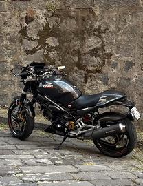 Ducati Monster 900
