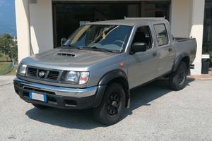 Nissan Navara 2.5 d22