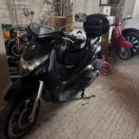 Beverly 125cc anno 2004