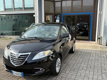 Lancia Ypsilon 1.2 69 CV 5 porte GPL Ecochic Gold