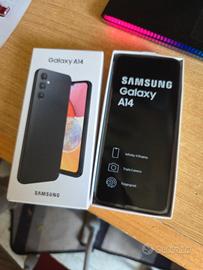 Samsung Galaxy A14 completo di confezione