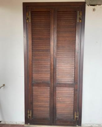 Balconi doppi con porta