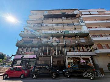 3 LOCALI A GRUMO NEVANO