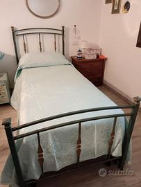 Letto singolo in ferro battuto 