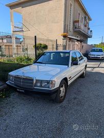 Mercedes 190E targa Nera