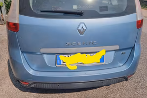 renault scenic  2009 7 posti. 
