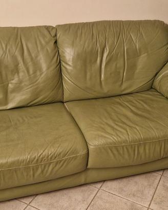 divano letto pelle verde oliva