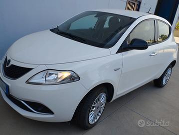 YPSILON 0.9 TWINAIR 85 CV 5 PORTE METANO  ECOCHIC