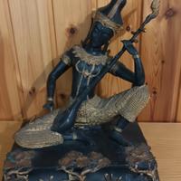 statua divinità, principe orientale im metallo