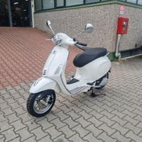 Vespa Primavera 125