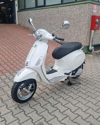 Vespa Primavera 125