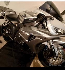 cbr 1000rr 