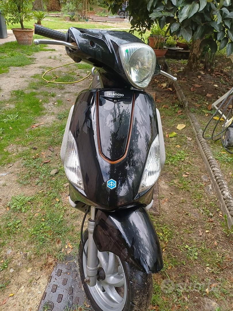 Piaggio Vespa Fly 50 Piaggio Fly 50 Nero Moto E Scooter In Vendita