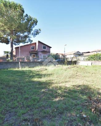 TER. RESIDENZIALE A GRAVINA DI CATANIA