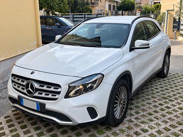 Mercedes GLA 200 d automatica - 2019 - 124.000 km