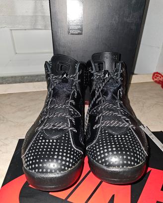 NIKE AIR JORDAN 6 RETRÒ BLACK CAT 
