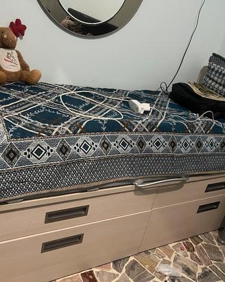 letto singolo senza materasso  già smontato 