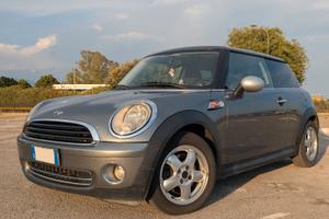 Mini One Ray 1.4 Benzina /GPL – 2010 – 166.000 km