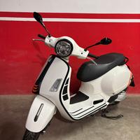 Vespa 300 gts SuperSport hpe