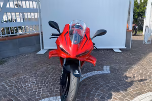Ducati Panigale V4 - 2025 - N9