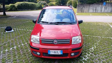 fiat panda rossa cambio automatico 5 porte 