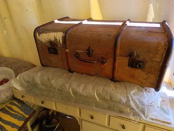 Baule vintage in legno