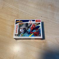 Mini puzzle spider man