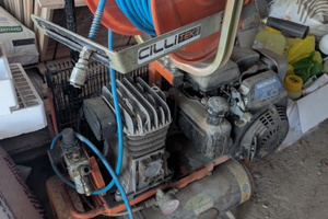 Motocompressore raccolta olive