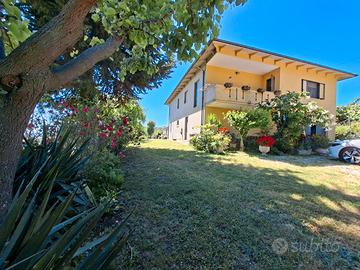 Casa di Campagna con terreno