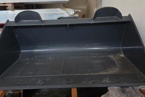 Benne Frontali per Minipale 1250 - 1300 mm Attacco