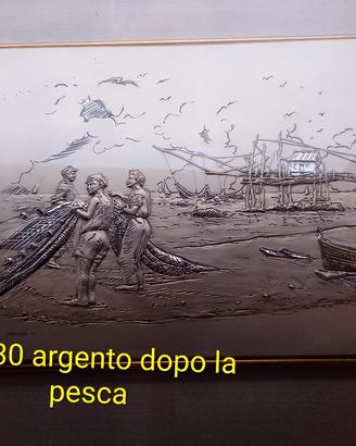 quadro in argento .  Soggetto pescatori. firmato.