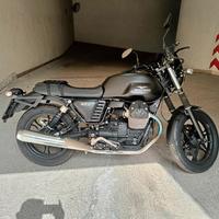 Moto Guzzi V7 II Special - Solo 6.300 km 