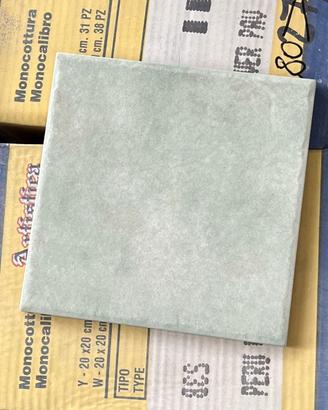 Piastrelle 20x20 verdi (24,80 mq)