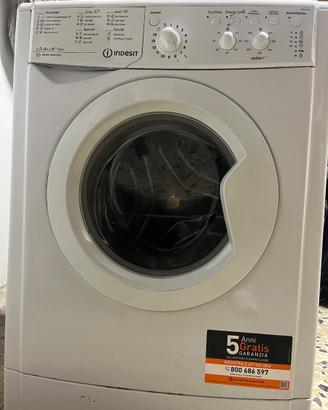 Lavatrice indesit 6kg