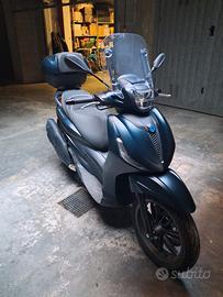 Piaggio Beverly 400 S