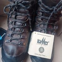 scarponi da montagna 