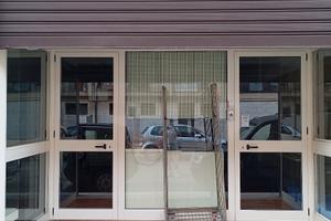 Locale commerciale magazzino laboratorio