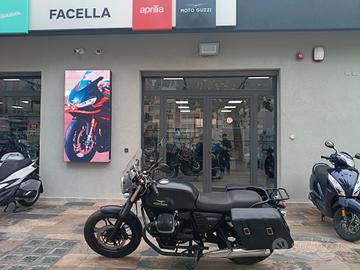 MOTO GUZZI V7 II STONE NERO OPACO 2015