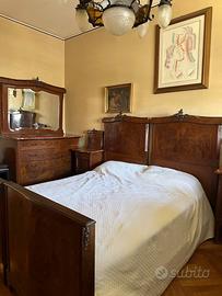 Camera da letto vintage '900 noce e marmo completa