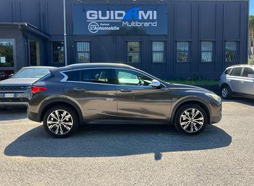 Infiniti QX30 2.2d Premium awd dct