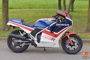 Honda VFR 1000 Permute
