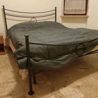 Letto matrimoniale
