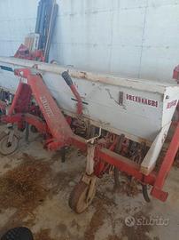 Sarchiatrice Frexoragri 4 File + Concime