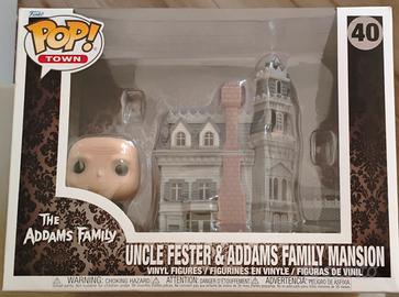 Funko Pop! Town: AFC – Addams Home With Uncle Fest